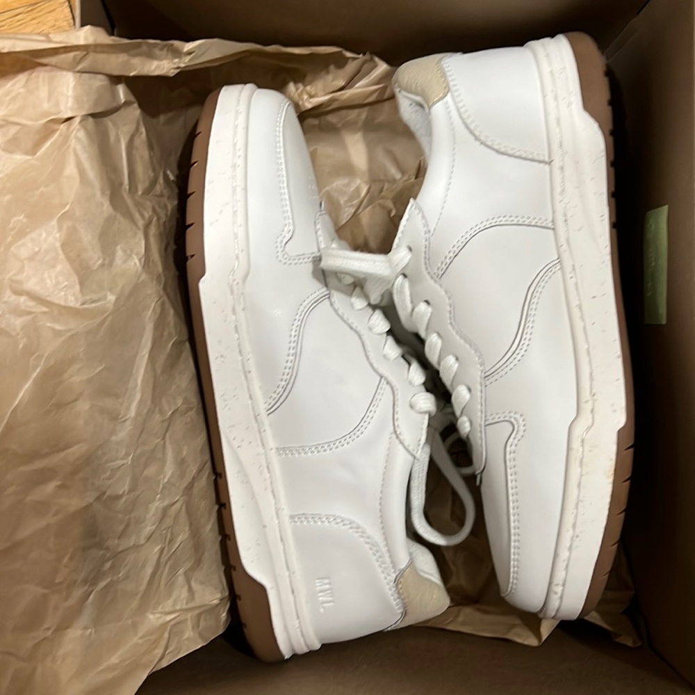 Madewell court low top sneakers in nappa leather